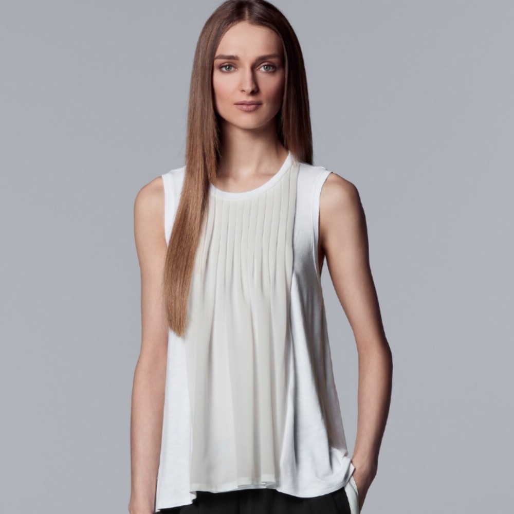 ISO Vera Wang Pintuck Tank White XL or XXL